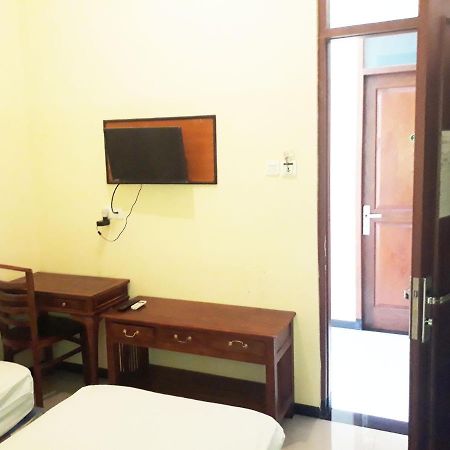 Hotel Pelangi Indah Semarang Exterior foto